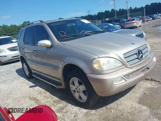 2005 Mercedes-Benz M 350 with VIN 4JGAB57E15A529984, listed as a IAAI auction lot 42713296 with 255,972 mi miles and . Bid and sale history available at DreamBid. Image 1.