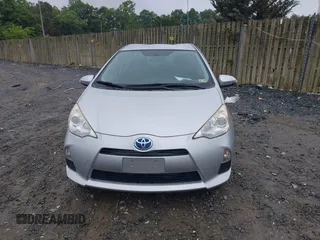 2014 Toyota Prius One z VIN JTDKDTB36E1063708, wystawiony jako IAAI lot #42267146 z przebiegiem 71 871 mil mil oraz . Historia ofert i sprzedaży dostępna na DreamBid. Obrazek 12.