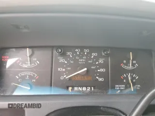 1996 Ford Aerostar z VIN 1FMDA11UXTZB91542, wystawiony jako Copart lot #47391915 z przebiegiem 157 166 mil mil oraz Szkody całkowita. Historia ofert i sprzedaży dostępna na DreamBid. Obrazek 9.