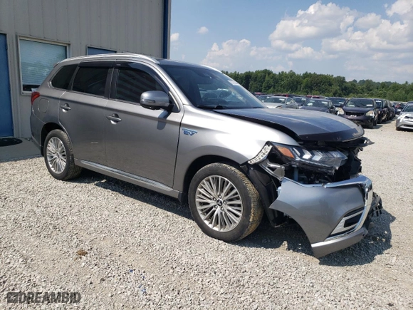 2020 Mitsubishi Outlander PHEV SEL with VIN JA4J24A50LZ038788, listed as a Copart auction lot 62739144 with 60,746 mi miles and Salvage Title. Bid and sale history available at carsss.com. Image 4.