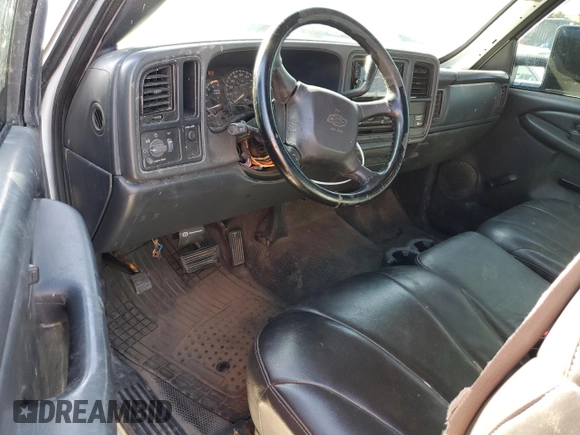2002 GMC Sierra 2500HD SLE z VIN 1GTHC24G22E267031, wystawiony jako Copart lot #58606335 z przebiegiem Nie podano mil oraz Szkoda całkowita • Salvage title. Historia ofert i sprzedaży dostępna na DreamBid. Obrazek 8.