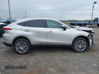 2022 Toyota Venza LE with VIN JTEAAAAH3NJ114681, listed as a IAAI auction lot 41897551 with 41,127 mi miles. Bid and sale history available at carsss.com. Image 13.