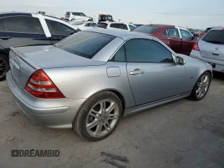 2004 Mercedes-Benz SLK-Class with VIN WDBKK65FX4F303114, listed as a Copart auction lot 75120644 with 0 mi miles and Non Repairable. Bid and sale history available at carsss.com. Image 3.