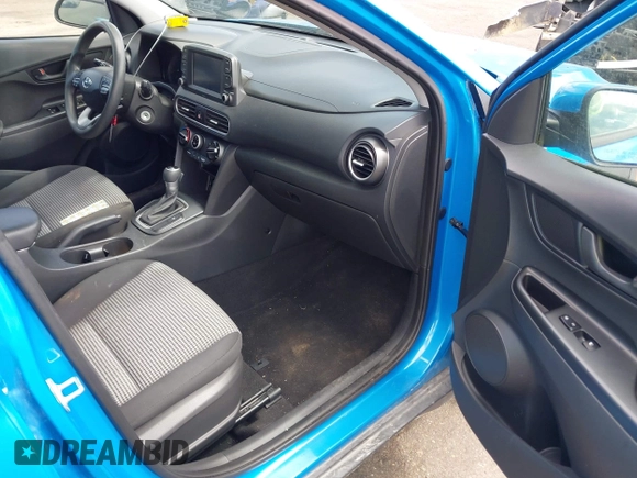 2021 Hyundai Kona SE with VIN KM8K12AA7MU638068, listed as a IAAI auction lot 42012280 with 67,637 mi miles and . Bid and sale history available at DreamBid. Image 5.