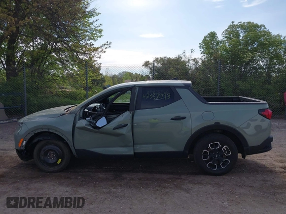 2023 Hyundai Santa Cruz SEL with VIN 5NTJBDAE9PH076525, listed as a IAAI auction lot 42332998 with 41,362 mi miles and . Bid and sale history available at DreamBid. Image 14.