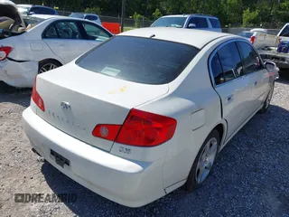 2006 Infiniti G35 with VIN JNKCV51E36M501549, listed as a IAAI auction lot 41951024 with 244,306 mi miles. Bid and sale history available at carsss.com. Image 4.