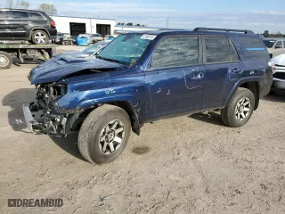2022 Toyota 4Runner TRD Off Road Premium with VIN JTERU5JR7N5973940, listed as a Copart auction lot 47182574 with 47,105 mi miles and Salvage Title. Bid and sale history available at carsss.com. Image 1.