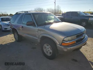 1999 Chevrolet Blazer LS с VIN 1GNCT18W1XK140616, выставлен на аукционе Copart как лот 78567434 с пробегом 244 356 миль миль и Чистый • Clean title. История ставок и продаж доступна на DreamBid. Изображение 4.