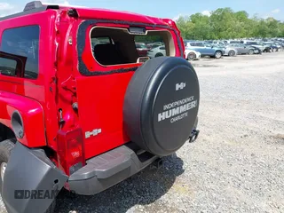 2006 Hummer H3 z VIN 5GTDN136868116302, wystawiony jako IAAI lot #42128659 z przebiegiem 85 659 mil mil oraz . Historia ofert i sprzedaży dostępna na DreamBid. Obrazek 6.