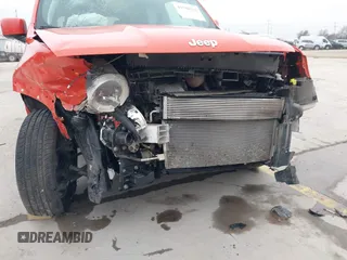 2021 Jeep Renegade Latitude с VIN ZACNJDBB2MPM58595, выставлен на аукционе IAAI как лот 41544532 с пробегом 35 047 миль миль и . История ставок и продаж доступна на DreamBid. Изображение 6.