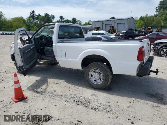 2012 Ford F-250 XL z VIN 1FTBF2B65CEA94825, wystawiony jako Copart lot #56392965 z przebiegiem 93 085 mil mil oraz Czysty tytuł • Clean title. Historia ofert i sprzedaży dostępna na DreamBid. Obrazek 2.