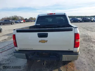 2008 Chevrolet Silverado 1500 LT w/1LT with VIN 3GCEK13M78G127985, listed as a IAAI auction lot 41453826 with 279,748 mi miles. Bid and sale history available at carsss.com. Image 16.