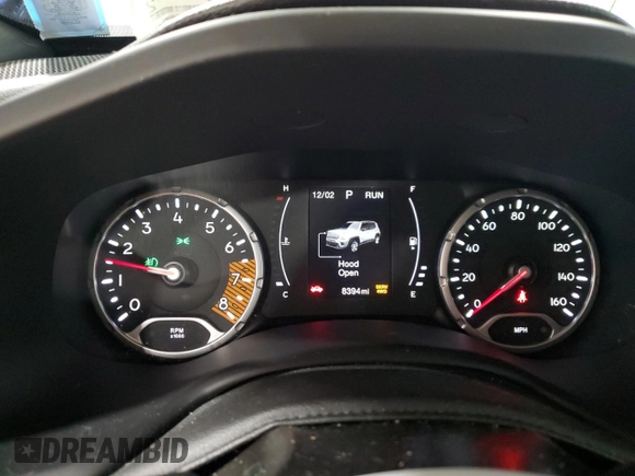 2020 Jeep Renegade Altitude with VIN ZACNJBBB4LPL73485, listed as a Copart auction lot 83314814 with 8,394 mi miles and Clean title. Bid and sale history available at DreamBid. Image 9.