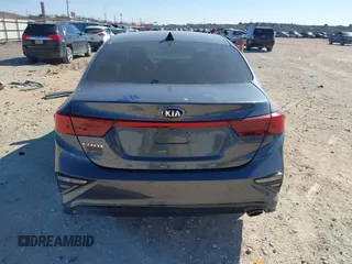 2021 Kia Forte LXS with VIN 3KPF24AD4ME270875, listed as a IAAI auction lot 41355744 with 43,640 mi miles. Bid and sale history available at carsss.com. Image 17.