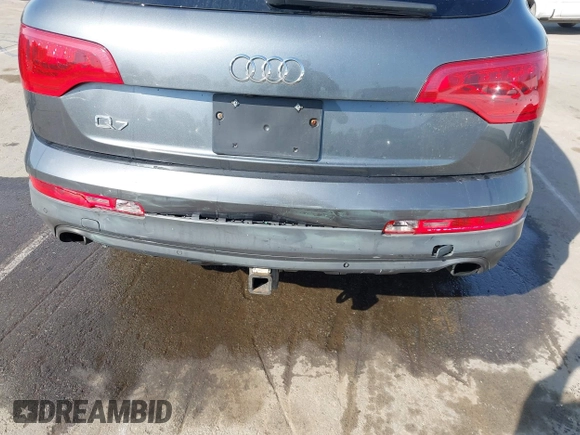 2013 Audi Q7 Premium Plus z VIN WA1LGBFE9DD003737, wystawiony jako IAAI lot #41888710 z przebiegiem 149 802 mil mil oraz . Historia ofert i sprzedaży dostępna na DreamBid. Obrazek 6.
