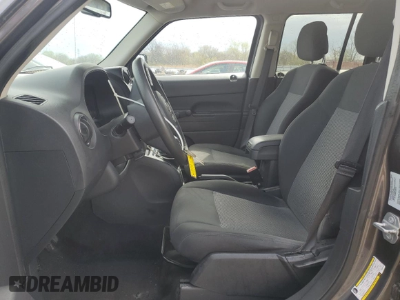 2015 Jeep Patriot Sport with VIN 1C4NJPBA8FD329158, listed as a Copart auction lot 54107565 with 94,625 mi miles and Clean Title. Bid and sale history available at carsss.com. Image 7.