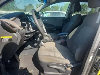 2017 Hyundai Santa Fe 2.4L with VIN 5XYZT3LB4HG432884, listed as a Copart auction lot 62573705 with 152,234 mi miles and Clean title. Bid and sale history available at DreamBid. Image 7.