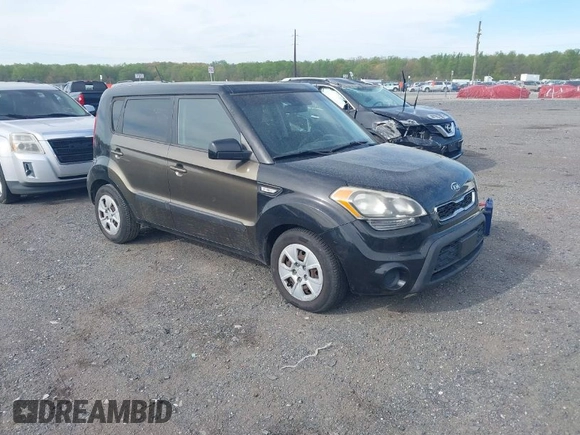 2012 Kia Soul with VIN KNDJT2A56C7450006, listed as a IAAI auction lot 42100566 with 188,563 mi miles. Bid and sale history available at carsss.com. Image 1.