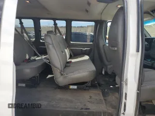 2015 Chevrolet Express Passenger LT с VIN 1GAZG1FG4F1146801, выставлен на аукционе Copart как лот 53570305 с пробегом 144 481 миль миль и Списание • Salvage title. История ставок и продаж доступна на DreamBid. Изображение 11.