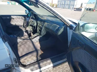 1999 Subaru Legacy Outback с VIN 4S3BG6854X6656703, выставлен на аукционе IAAI как лот 41812980 с пробегом 272 363 миль миль и . История ставок и продаж доступна на DreamBid. Изображение 5.