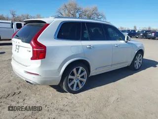2018 Volvo XC90 Inscription with VIN YV4A22PL0J1386504, listed as a IAAI auction lot 41751916 with 73,081 mi miles. Bid and sale history available at carsss.com. Image 4.