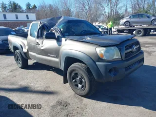 2011 Toyota Tacoma z VIN 5TFUX4EN9BX003093, wystawiony jako IAAI lot #41682893 z przebiegiem 152 979 mil mil oraz . Historia ofert i sprzedaży dostępna na DreamBid. Obrazek 1.