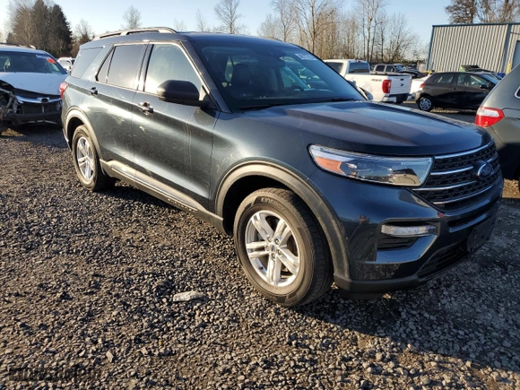2022 Ford Explorer XLT with VIN 1FMSK7DH4NGB55835, listed as a Copart auction lot 46177725 with NaN miles and Salvage Title. Bid and sale history available at carsss.com. Image 4.