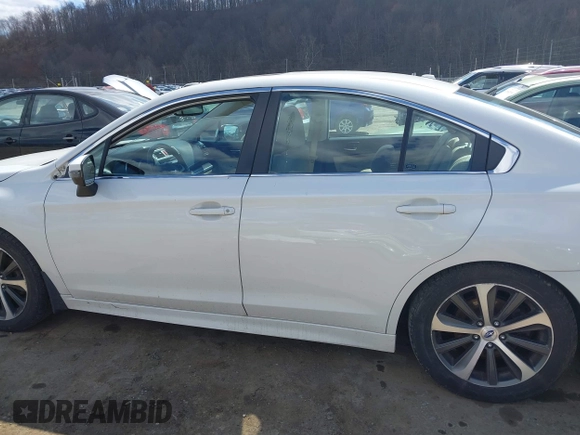 2015 Subaru Legacy 2.5i Limited with VIN 4S3BNAL65F3007047, listed as a IAAI auction lot 41903660 with 170,427 mi miles. Bid and sale history available at carsss.com. Image 15.