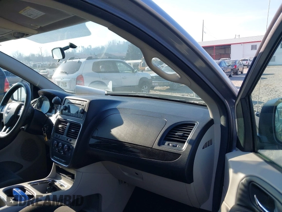 2013 Dodge Grand Caravan SXT with VIN 2C4RDGCG3DR553217, listed as a IAAI auction lot 41898964 with 101,989 mi miles and . Bid and sale history available at DreamBid. Image 5.