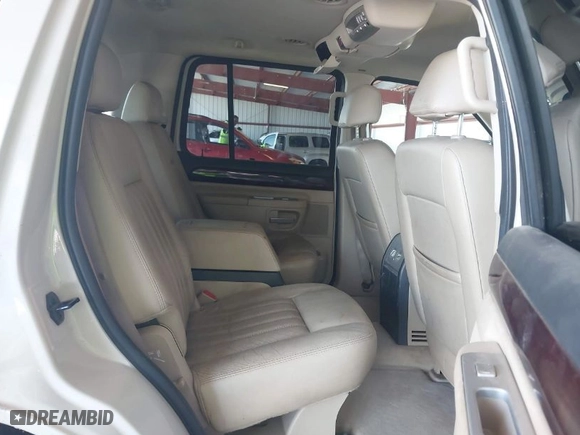 2005 Lincoln Aviator with VIN 5LMEU68HX5ZJ00030, listed as a IAAI auction lot 41964811 with 182,856 mi miles. Bid and sale history available at carsss.com. Image 8.