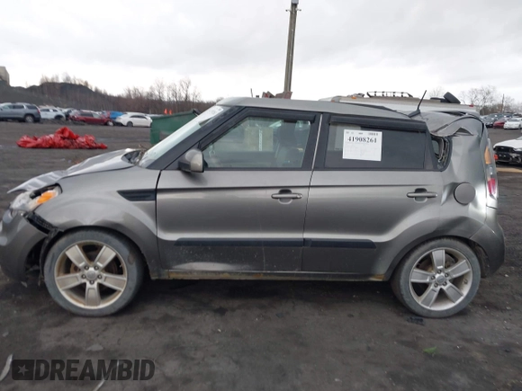 2011 Kia Soul + with VIN KNDJT2A28B7252161, listed as a IAAI auction lot 41908261 with 279,352 mi miles. Bid and sale history available at carsss.com. Image 14.