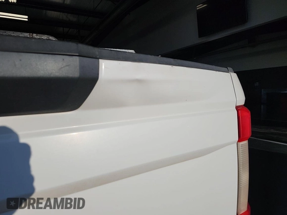 2018 Ford F-250 XL z VIN 1FT7X2B64JEB43318, wystawiony jako IAAI lot #42879295 z przebiegiem 215 145 mil mil oraz . Historia ofert i sprzedaży dostępna na DreamBid. Obrazek 12.