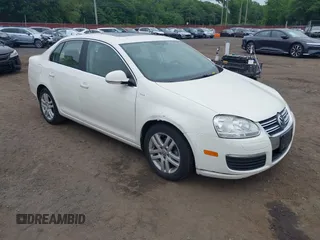 2007 Volkswagen Jetta Wolfsburg Edition с VIN 3VWEF71K07M129339, выставлен на аукционе IAAI как лот 42468842 с пробегом 119 354 миль миль и . История ставок и продаж доступна на DreamBid. Изображение 1.