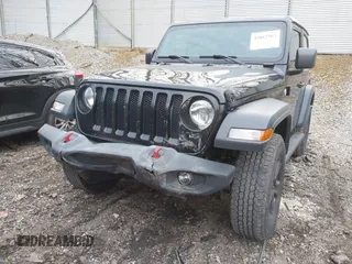 2019 Jeep Wrangler Sport S z VIN 1C4GJXAGXKW538902, wystawiony jako IAAI lot #42067367 z przebiegiem 116 268 mil mil oraz . Historia ofert i sprzedaży dostępna na DreamBid. Obrazek 6.