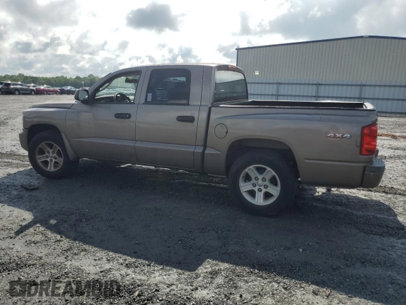 2010 Dodge Dakota Bighorn/Lonestar z VIN 1D7RW3GK7AS223579, wystawiony jako Copart lot #61880374 z przebiegiem 102 134 mil mil oraz Czysty tytuł • Clean title. Historia ofert i sprzedaży dostępna na DreamBid. Obrazek 2.