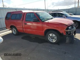 2000 GMC Sonoma SL with VIN 1GTCS145XYK251238, listed as a Copart auction lot 77899534 with 61,827 mi miles and Salvage Title. Bid and sale history available at carsss.com. Image 4.