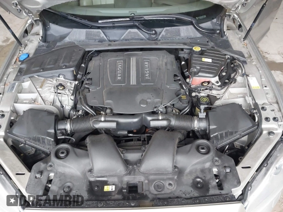 2013 Jaguar XJ Portfolio with VIN SAJWJ2GD0D8V50948, listed as a IAAI auction lot 42067884 with 110,053 mi miles and . Bid and sale history available at DreamBid. Image 10.