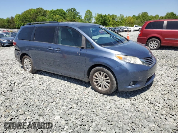 2015 Toyota Sienna XLE with VIN 5TDYK3DCXFS676402, listed as a Copart auction lot 54733845 with 173,044 mi miles and Salvage Title. Bid and sale history available at DreamBid. Image 4.