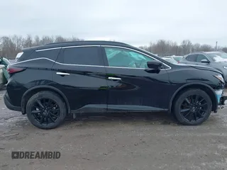 2023 Nissan Murano SV z VIN 5N1AZ2BS3PC137071, wystawiony jako IAAI lot #41479382 z przebiegiem 16 457 mil mil oraz . Historia ofert i sprzedaży dostępna na DreamBid. Obrazek 14.