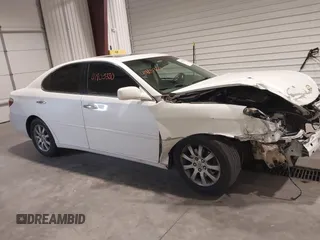 2002 Lexus ES 300 with VIN JTHBF30G825014674, listed as a IAAI auction lot 41805330 with 228,888 mi miles. Bid and sale history available at carsss.com. Image 14.