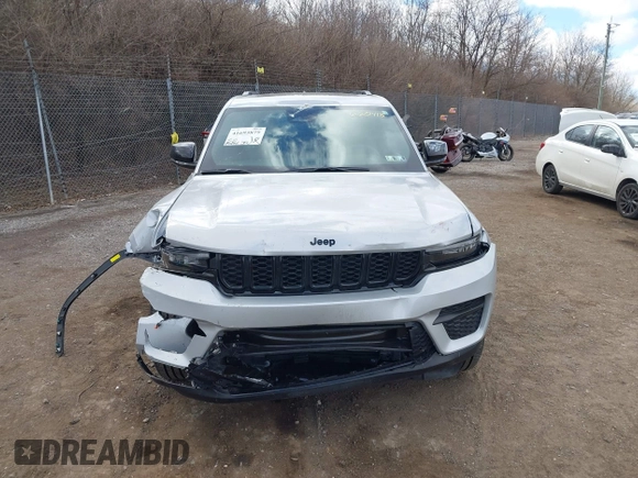 2023 Jeep Grand Cherokee Laredo with VIN 1C4RJHAG2PC660418, listed as a IAAI auction lot 41693879 with 4,295 mi miles and . Bid and sale history available at DreamBid. Image 12.
