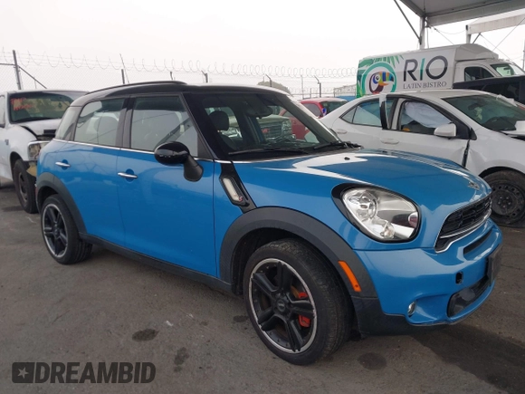 2016 MINI Countryman S with VIN WMWZC3C55GWT09717, listed as a IAAI auction lot 38404631 with 46,016 mi miles and . Bid and sale history available at DreamBid. Image 1.