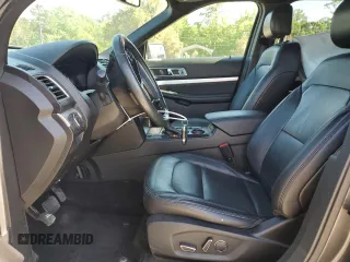 2017 Ford Explorer XLT with VIN 1FM5K7DH1HGE33589, listed as a Copart auction lot 52489785 with 84,577 mi miles and Salvage Title. Bid and sale history available at DreamBid. Image 7.