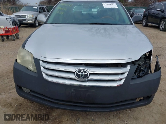 2007 Toyota Avalon XL with VIN 4T1BK36B57U174223, listed as a IAAI auction lot 41910541 with 220,304 mi miles. Bid and sale history available at carsss.com. Image 6.