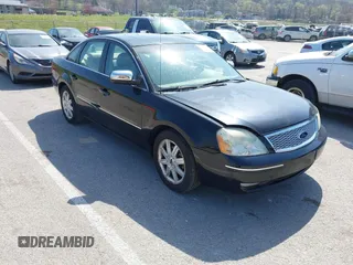 2005 Ford Five Hundred Limited with VIN 1FAFP25115G100373, listed as a IAAI auction lot 41895352 with 92,445 mi miles. Bid and sale history available at carsss.com. Image 1.