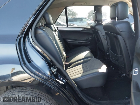 2006 Mercedes-Benz M 350 with VIN 4JGBB86E76A108201, listed as a IAAI auction lot 41955638 with 117,625 mi miles and . Bid and sale history available at DreamBid. Image 8.