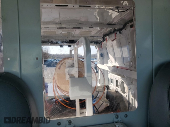 2017 Ford Transit с VIN 1FTYE1ZM5HKB28704, выставлен на аукционе Copart как лот 52015045 с пробегом Не указан миль и Чистый • Clean title. История ставок и продаж доступна на DreamBid. Изображение 10.