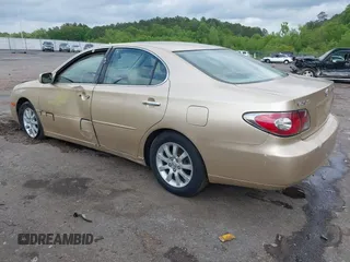 2004 Lexus ES 330 with VIN JTHBA30G745013033, listed as a IAAI auction lot 42124316 with 123,780 mi miles. Bid and sale history available at carsss.com. Image 3.