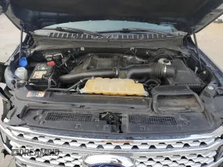 2018 Ford Expedition Platinum with VIN 1FMJU1MT8JEA03232, listed as a Copart auction lot 43085105 with 0 mi miles and Salvage Title. Bid and sale history available at carsss.com. Image 12.