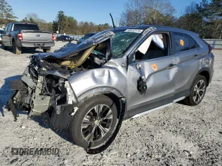 2022 Mitsubishi Eclipse Cross SE z VIN JA4ATWAA1NZ054541, wystawiony jako Copart lot #46412175 z przebiegiem Nie podano mil oraz Szkoda całkowita • Salvage title. Historia ofert i sprzedaży dostępna na DreamBid. Obrazek 1.